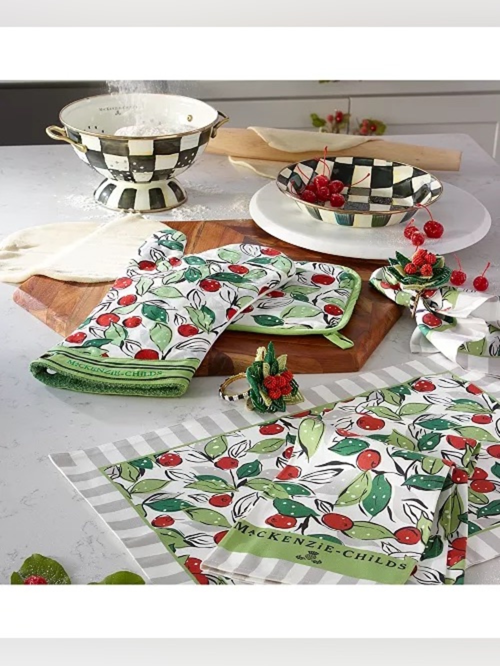 MACKENZIE-CHILDS Enamel Colander Courtly Check Small - Picture 6 of 6
